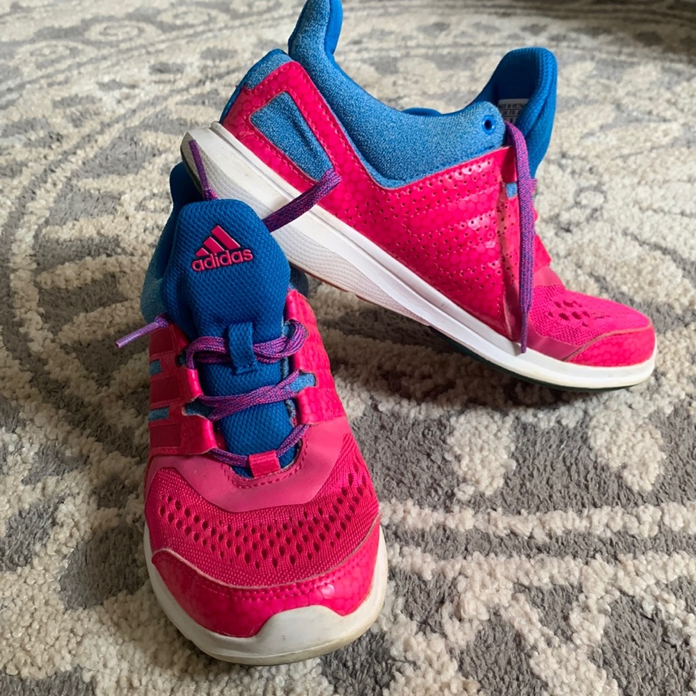Adidas women light sport shoes